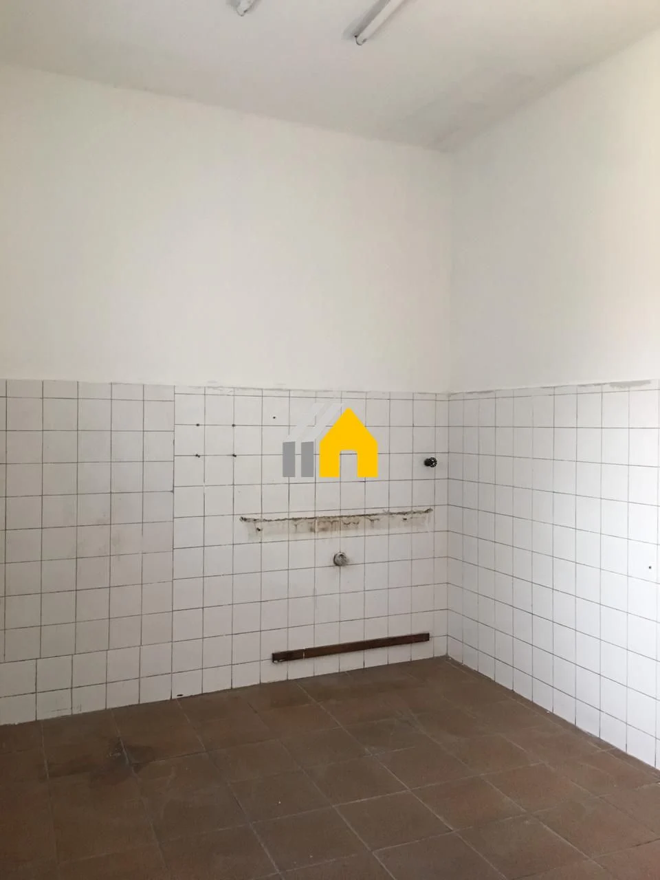 VENDE-SE E ALUGA-SE GALPÃO NO BELÉM – EXCELENTE OPORTUNIDADE: foto 16 de 26